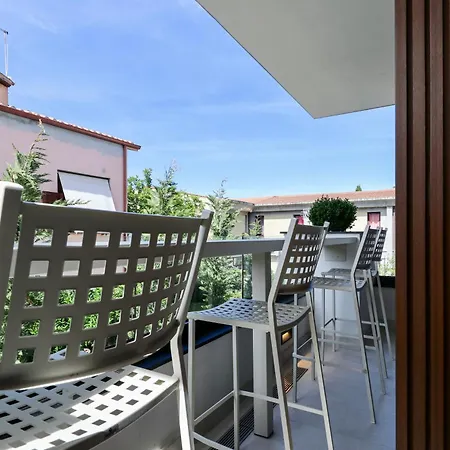 Luxury Newly Build 1br Azulis#5 - Lift - Terrace - Free Parking Apartment *