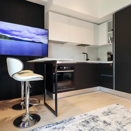 Luxury Newly Build 1br Azulis#5 - Lift - Terrace - Free Parking * Ольбия
