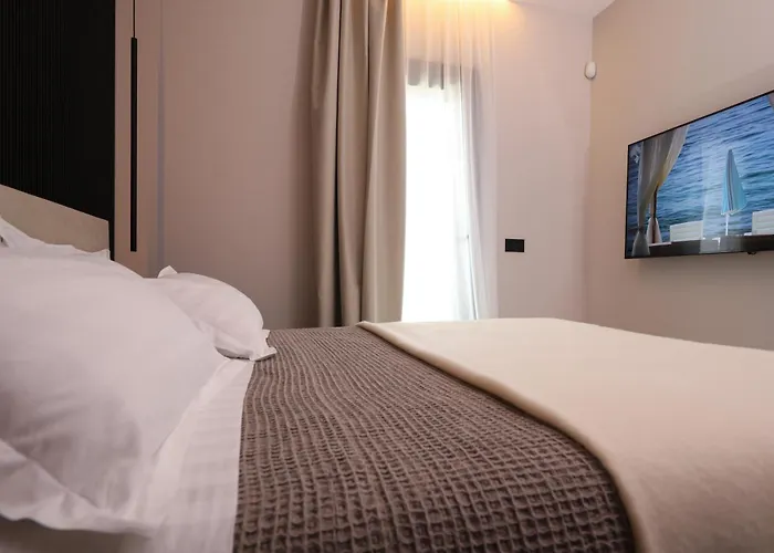 Luxury Newly Build 1br Azulis#5 - Lift - Terrace - Free Parking *