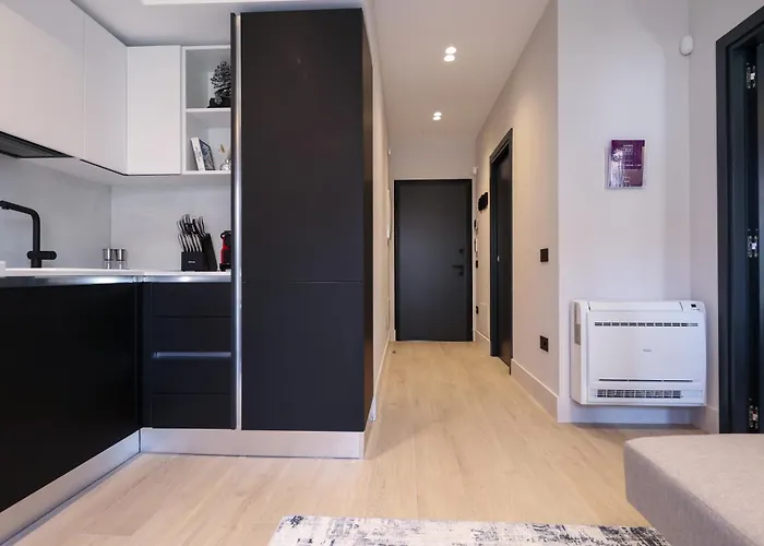 Luxury Newly Build 1br Azulis#5 - Lift - Terrace - Free Parking * Ольбия