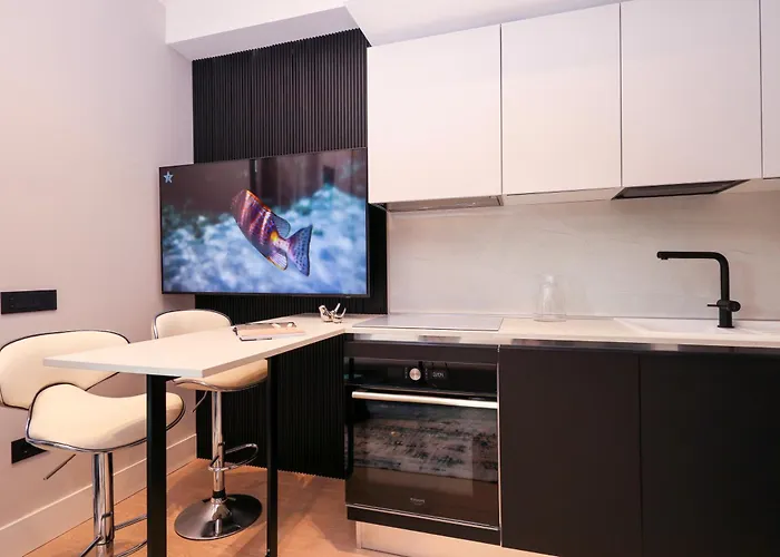 Luxury Newly Build 1br Azulis#5 - Lift - Terrace - Free Parking Ольбия